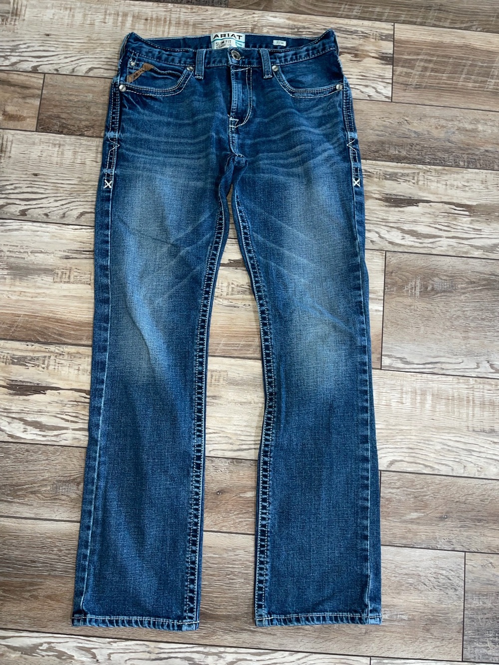 Ariat Men’s Slim Fit Classic Rise Straight Leg Blue Medium Wash Denim 32x34